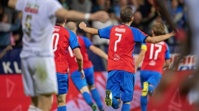 Hořova s dresem NTKD autor FCVP.jpeg